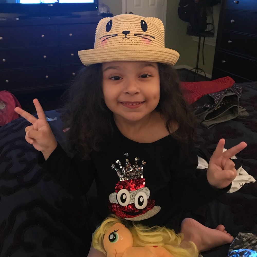 Kitty hat for little girl